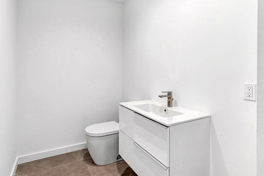 More Photos Of 965 Post Rd E, Westport Office Residential For Lease