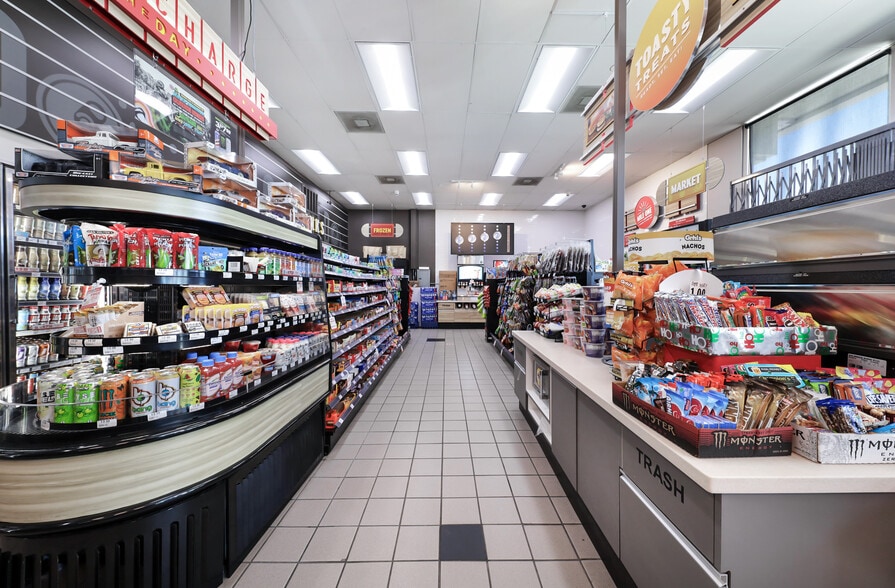 More Photos Of 20656 Tracy Ave, Buttonwillow General Retail For Sale