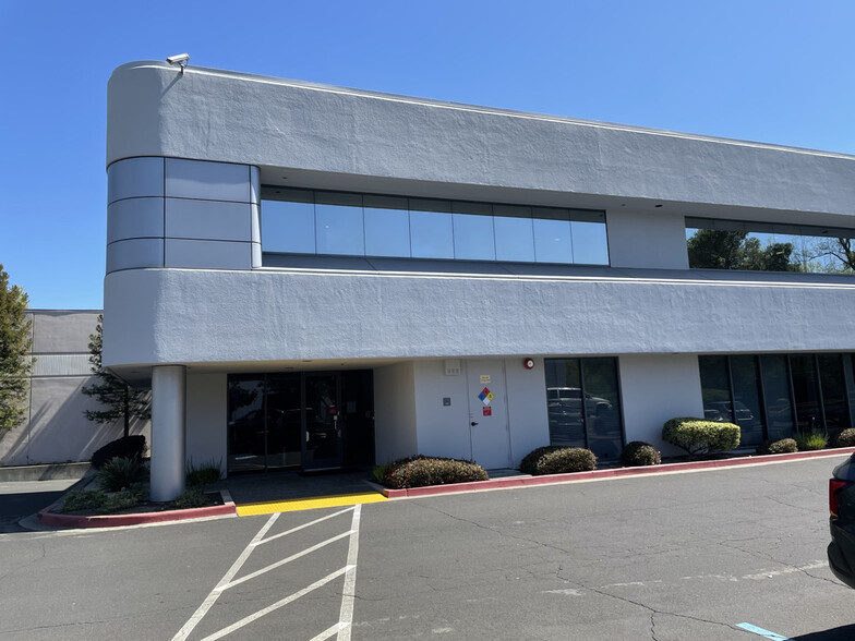 Primary Photo Of 64 Digital Dr, Novato Warehouse For Lease