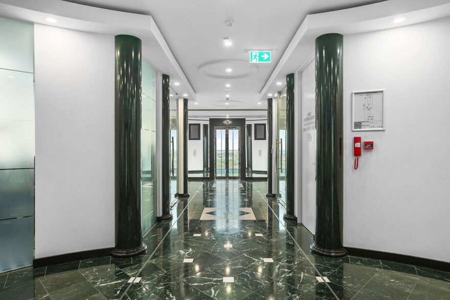 More Photos Of 1 Queens Rd, Melbourne Office For Lease