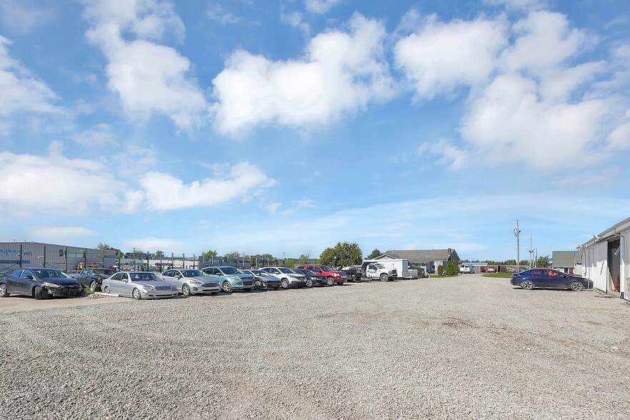 More Photos Of 12323 Worthington Rd SW, Pataskala Auto Dealership For Sale