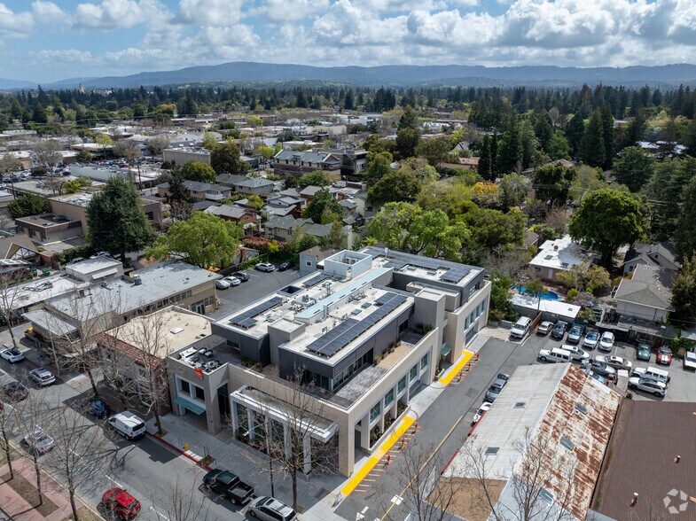 More Photos Of 1275 El Camino Real, Menlo Park Office For Sale