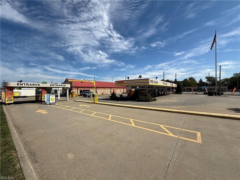 More Photos Of 4680 Northfield Rd, Garfield Heights Carwash For Sale