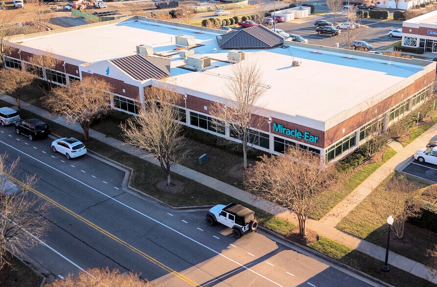 More Photos Of 131 Plantation Ridge Dr, Mooresville Office For Lease