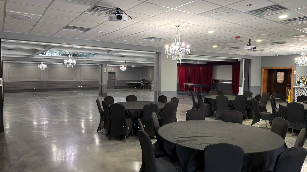 More Photos Of 106 N Main St, Glenwood Restaurant For Sale