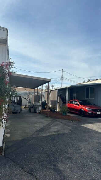 More Photos Of 2042 Tully Rd, Hughson Manufactured Housing Mobile Home Park For Sale
