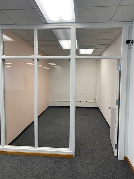 More Photos Of 1728-1730 Franklin St, Oakland Office For Lease
