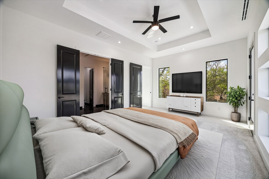 More Photos Of 4710 Sharon St, Houston Multifamily For Sale