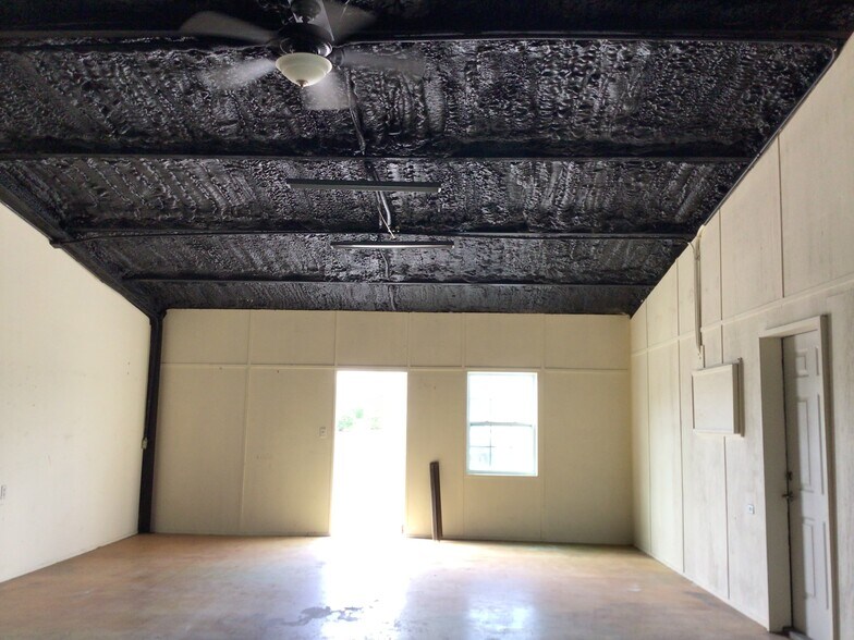 More Photos Of 921 Lawrence Rd, Kemah Industrial For Sale