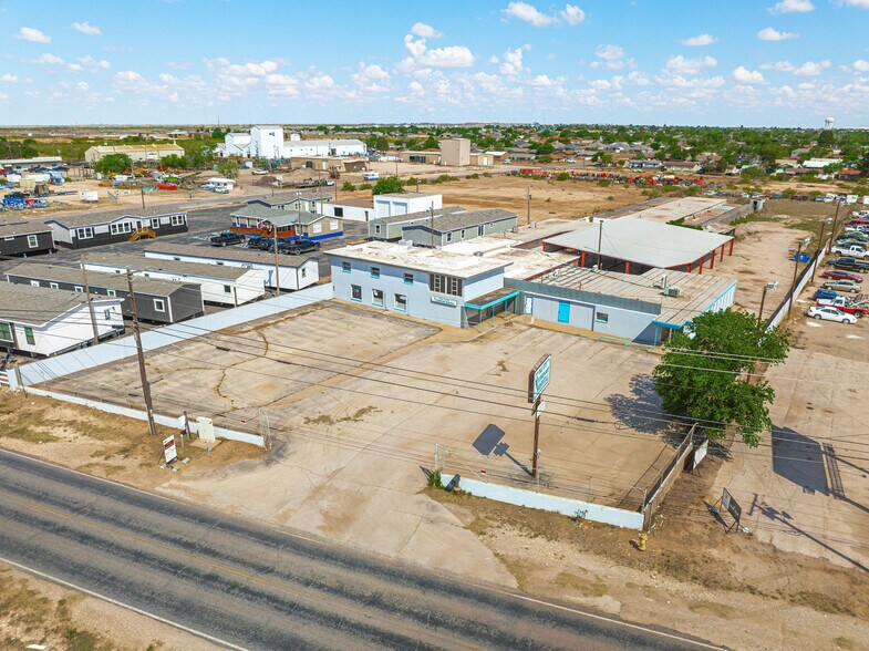 More Photos Of 4606 W Wall St, Midland Flex For Sale