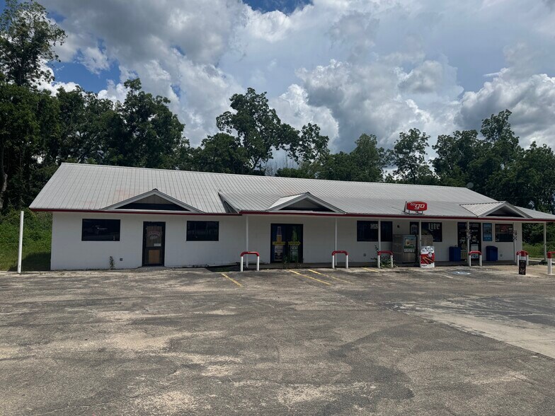 More Photos Of 9495 Waukeenah Hwy, Lamont Service Station For Sale