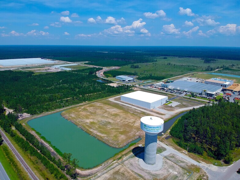 More Photos Of 321 Commerce Pkwy, Early Branch Manufacturing For Sale