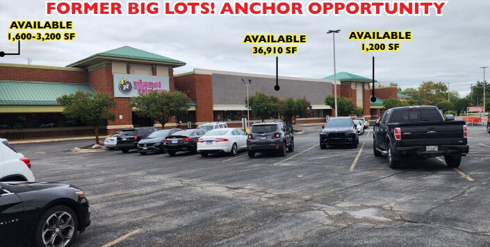 More Photos Of 4044-4100 183rd St, Country Club Hills Storefront For Lease