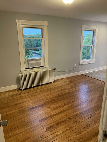 More Photos Of 120 2nd St, Laurel Multifamily For Sale