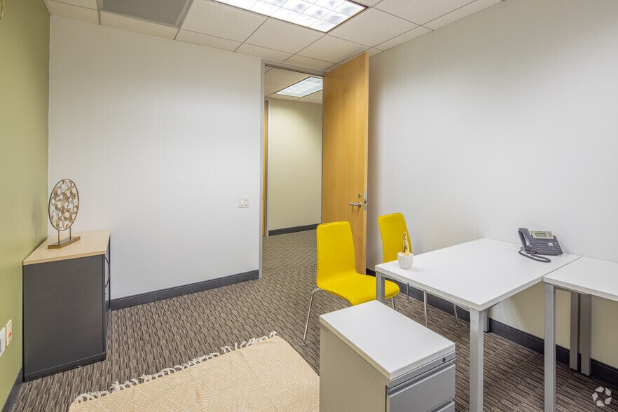 More Photos Of 400 Continental Blvd, El Segundo Coworking Space