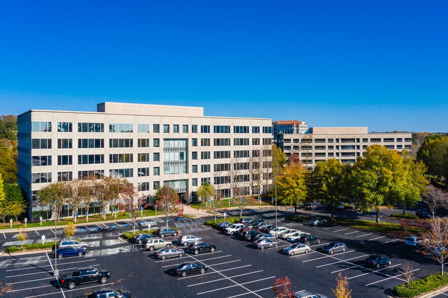 More Photos Of 2500 Northwinds Pky, Alpharetta Office For Lease