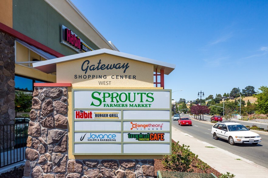 More Photos Of 1400 Pinole Valley Rd, Pinole Unknown For Lease