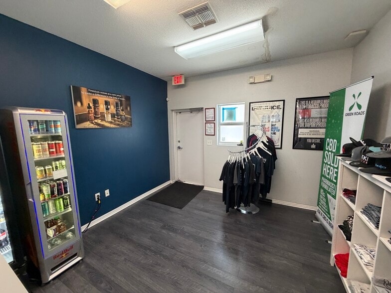 More Photos Of 1610 Central Ave, Saint Petersburg Storefront For Lease