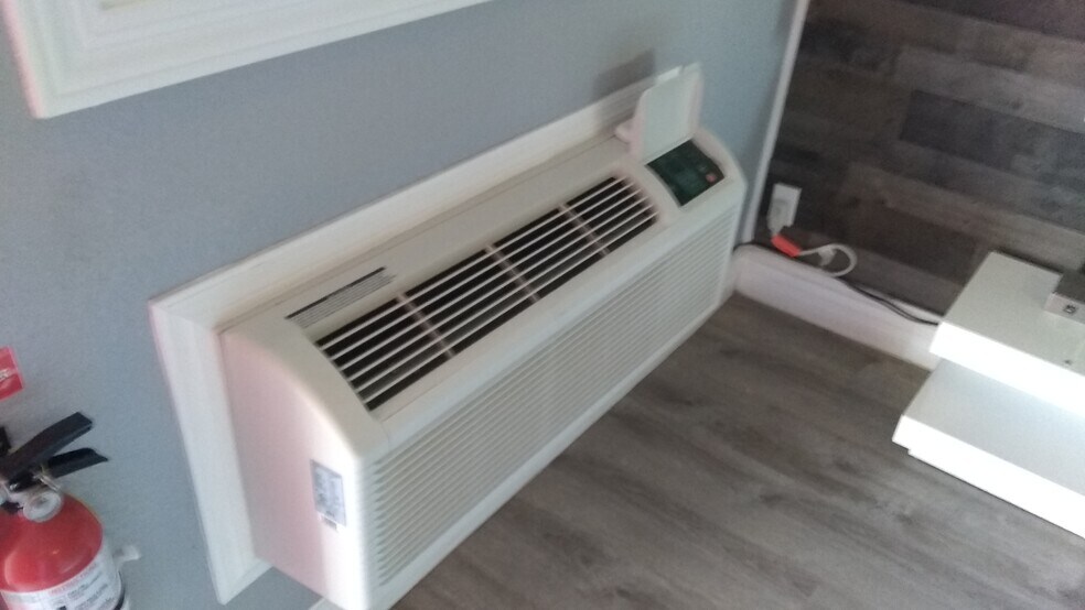 More Photos Of 904 W Main St, Quartzsite Hotel For Sale