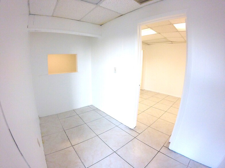 More Photos Of 2331 N State Road 7, Lauderhill Office For Sale