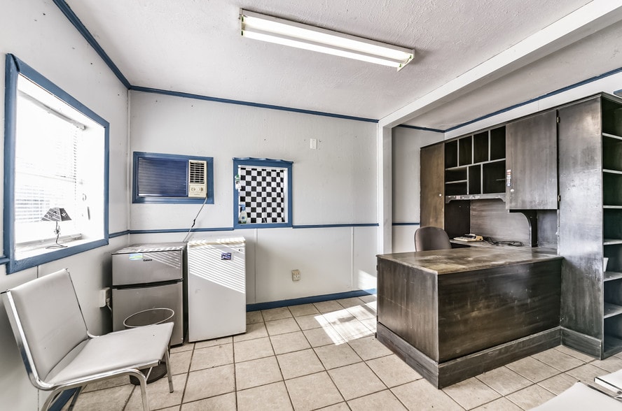 More Photos Of 2745 Wagon Trail Rd, Pearland Auto Repair For Sale