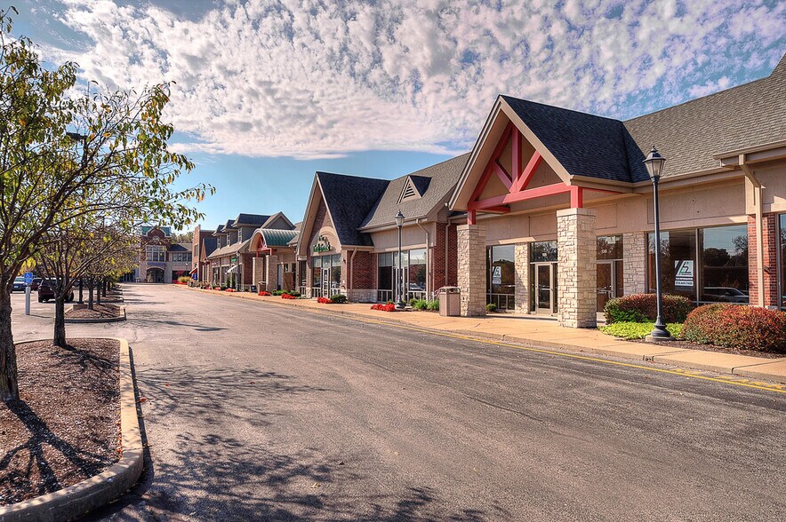Primary Photo Of 101-140 Chesterfield Towne Ctr, Chesterfield Unknown For Lease