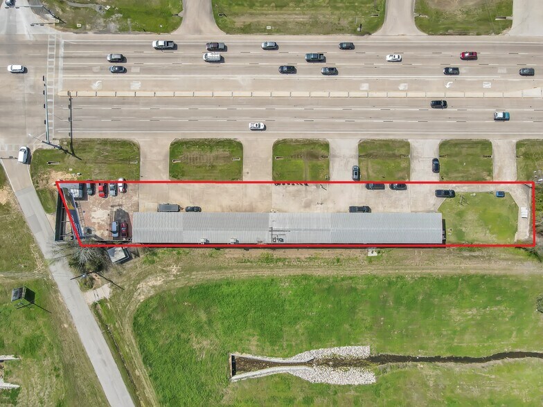 More Photos Of 13782 Highway 105 W, Conroe Light Manufacturing For Sale