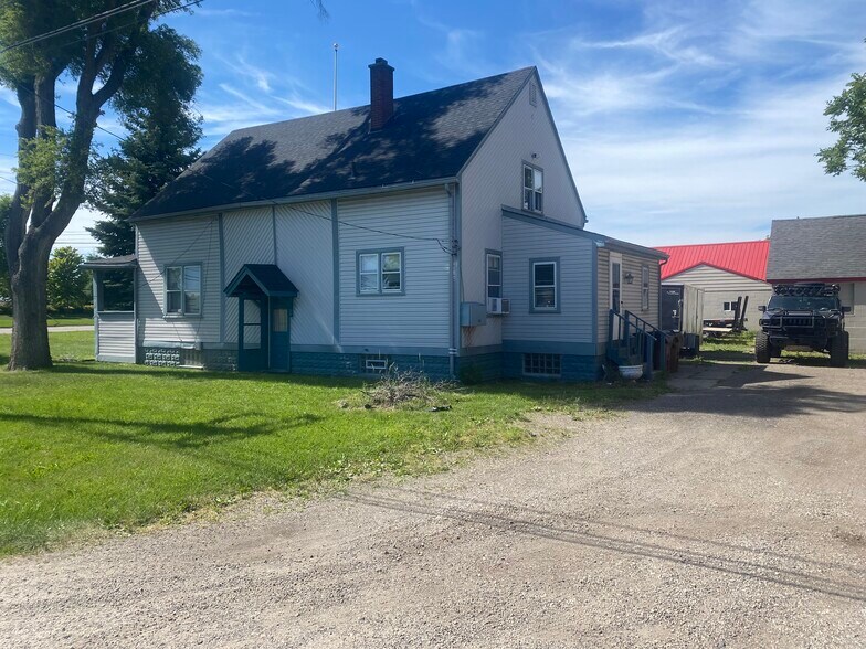 More Photos Of 49260 Van Dyke Ave, Shelby Township Warehouse For Sale