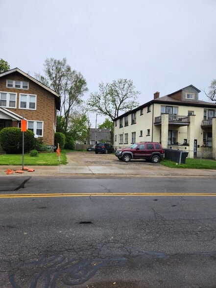 More Photos Of 7051 Joy Rd, Detroit Apartments For Sale