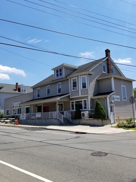 More Photos Of 1402 S Main St, Phillipsburg Storefront Retail Residential For Lease