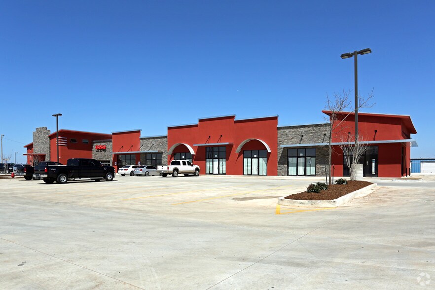 Primary Photo Of 1991 Tower Dr, Oklahoma City Unknown For Lease