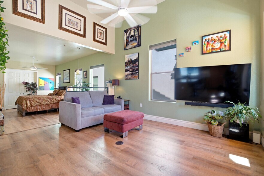 More Photos Of 610 E Roosevelt St, Phoenix Storefront Retail Residential For Sale