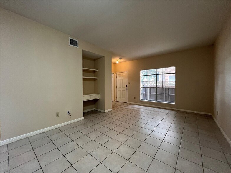 More Photos Of 2626 Holly Hall St, Houston Apartments For Sale
