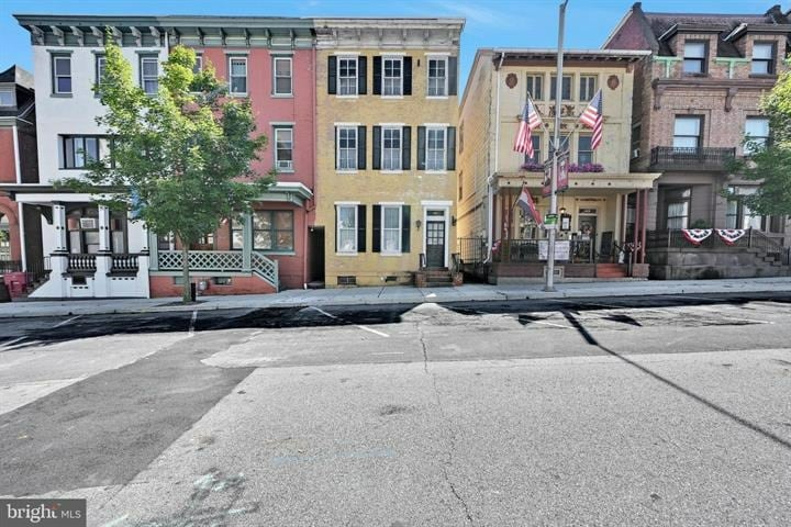 More Photos Of 407 W Market St, Pottsville Office For Sale
