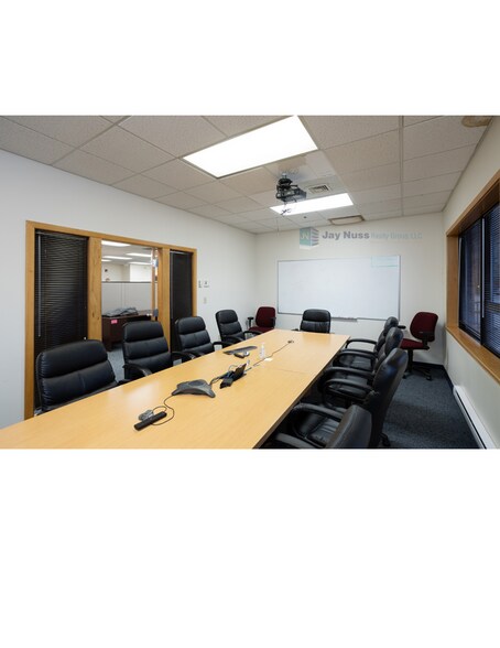 Primary Photo Of 135-145 Wood Rd, Braintree Flex For Lease