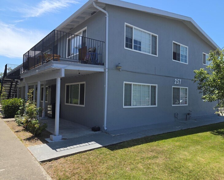 More Photos Of 257 Poplar Ave, Hayward Apartments For Sale