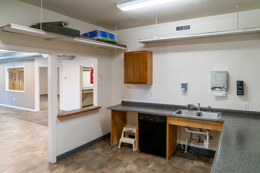 More Photos Of 747 Normal Ave, Ashland Office For Sale