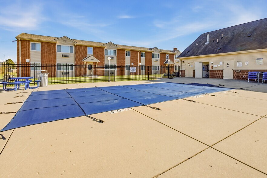 More Photos Of 2770-3030 E Edgerton Ave, Cudahy Apartments For Sale