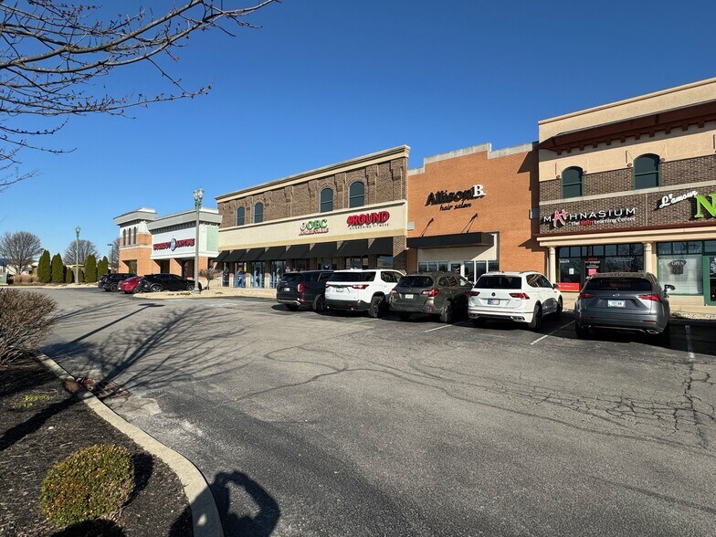 More Photos Of 5651 Pebble Village Ln, Noblesville Unknown For Lease