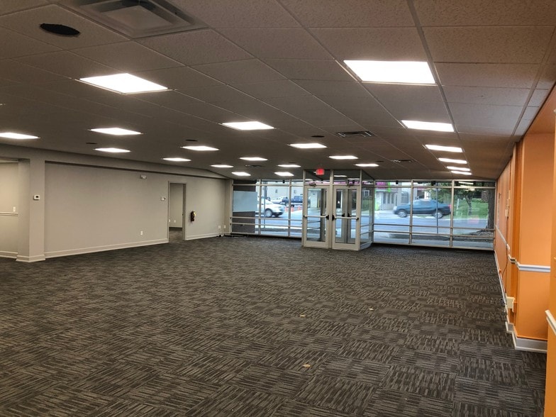 More Photos Of 3223 1st Ave SE, Cedar Rapids Medical For Sale