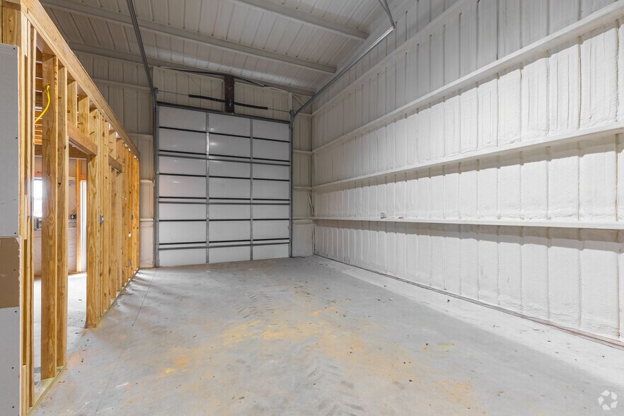 More Photos Of 8320 State Highway 34 S, Quinlan Unknown For Lease