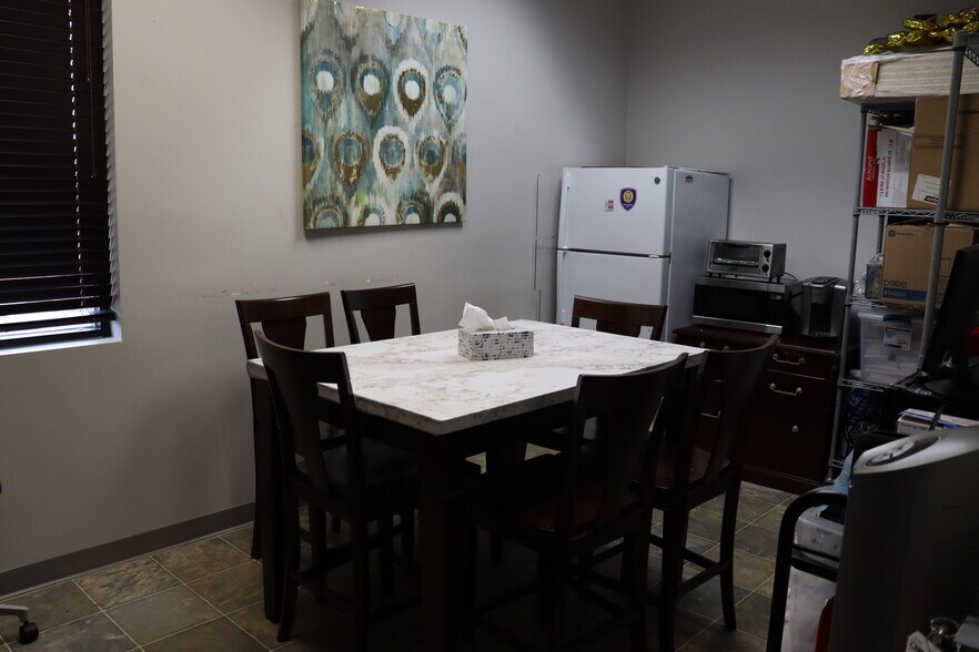 More Photos Of 1507 S Hiawassee Rd, Orlando Medical For Lease