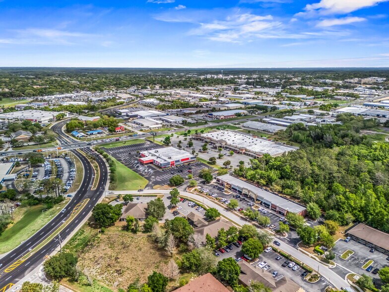 More Photos Of 1910 SW 18th Ct, Ocala Coworking Space