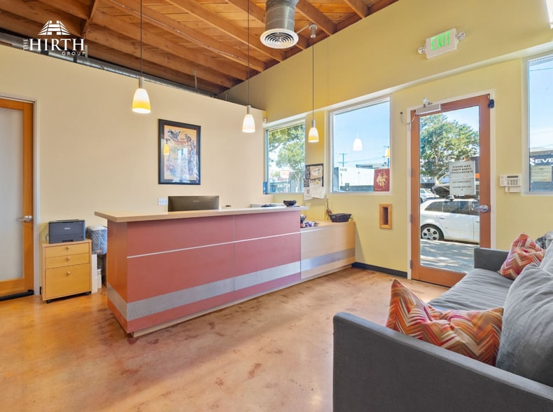More Photos Of 503-505 S Victory Blvd, Burbank Loft Creative Space For Sale