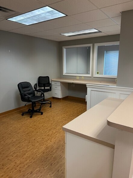 More Photos Of 1449 Old Waterbury Rd, Southbury Office For Sale