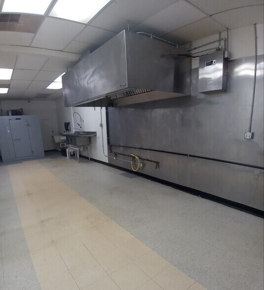 More Photos Of 290-298 E US Highway 20, Michigan City Storefront Retail Office For Lease