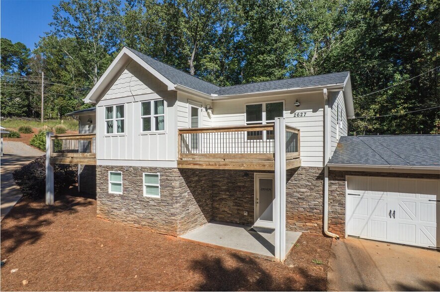 More Photos Of 2627 Holly St, Holly Springs Light Distribution For Lease