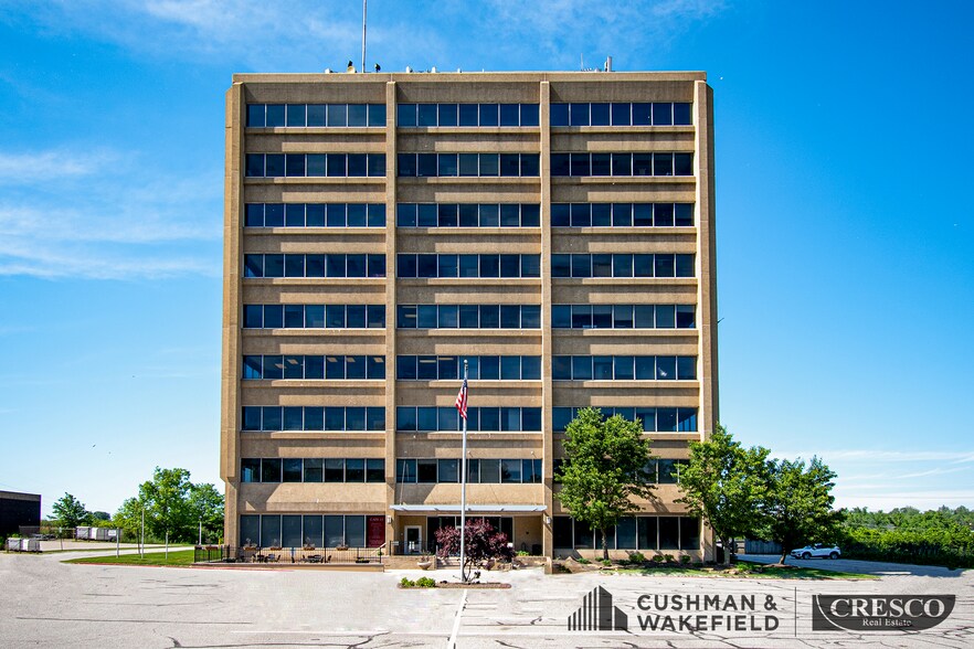 Primary Photo Of 5755 Granger Rd, Independence Office Residential For Lease