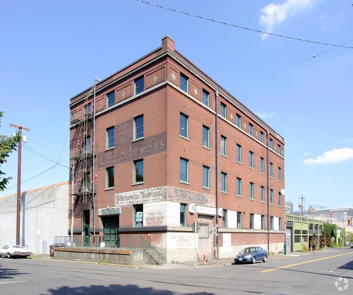 More Photos Of 1104 NW 15th Ave, Portland Office For Lease