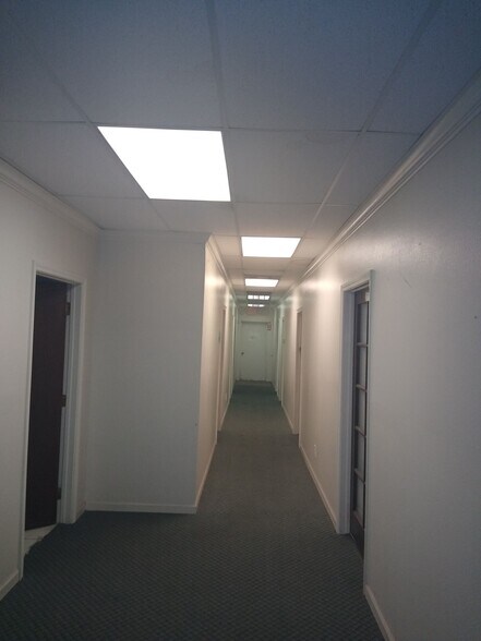 More Photos Of 805 Dumont St, South Houston Loft Creative Space For Lease